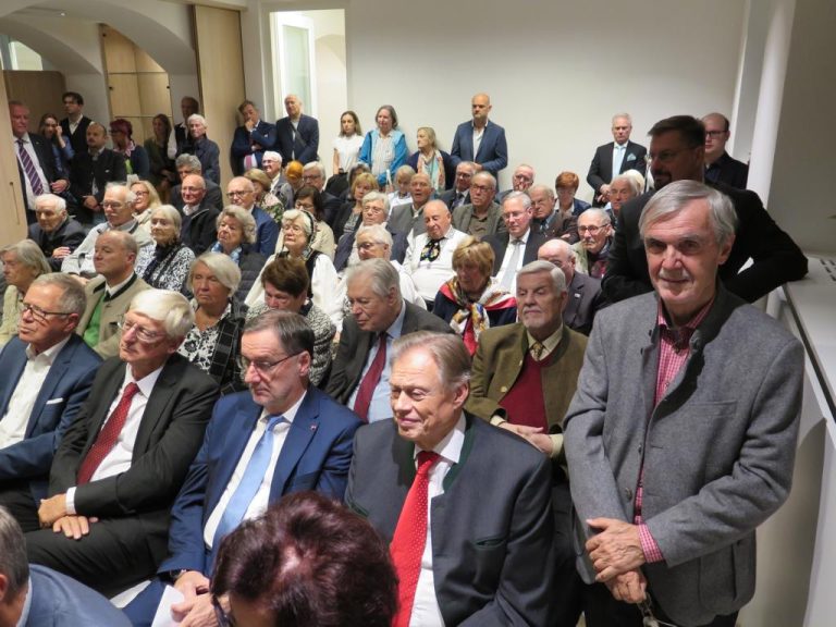 VLÖ-Volksgruppensymposium 2025: Starkes politisches Bekenntnis zur gemeinsamen Geschichte – Ein Forum zwischen Gedenken, Appellen und europäischer Zukunftsvision